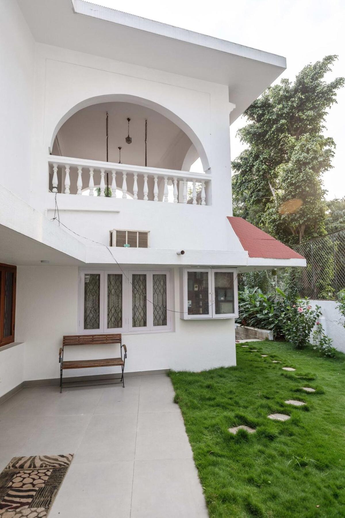 Westside Bungalow By Jadecaps Nr Wtc Rajajinagar Villa Bangalore Exterior photo